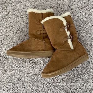 Tan boots